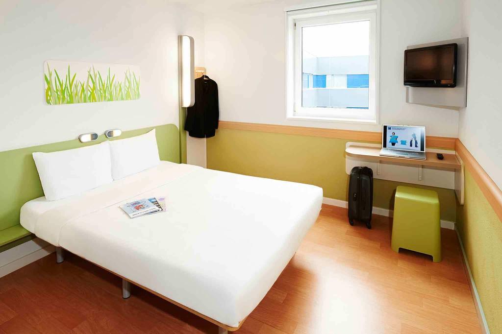 Ibis Budget Nancy Porte Sud Houdemont ภายนอก รูปภาพ